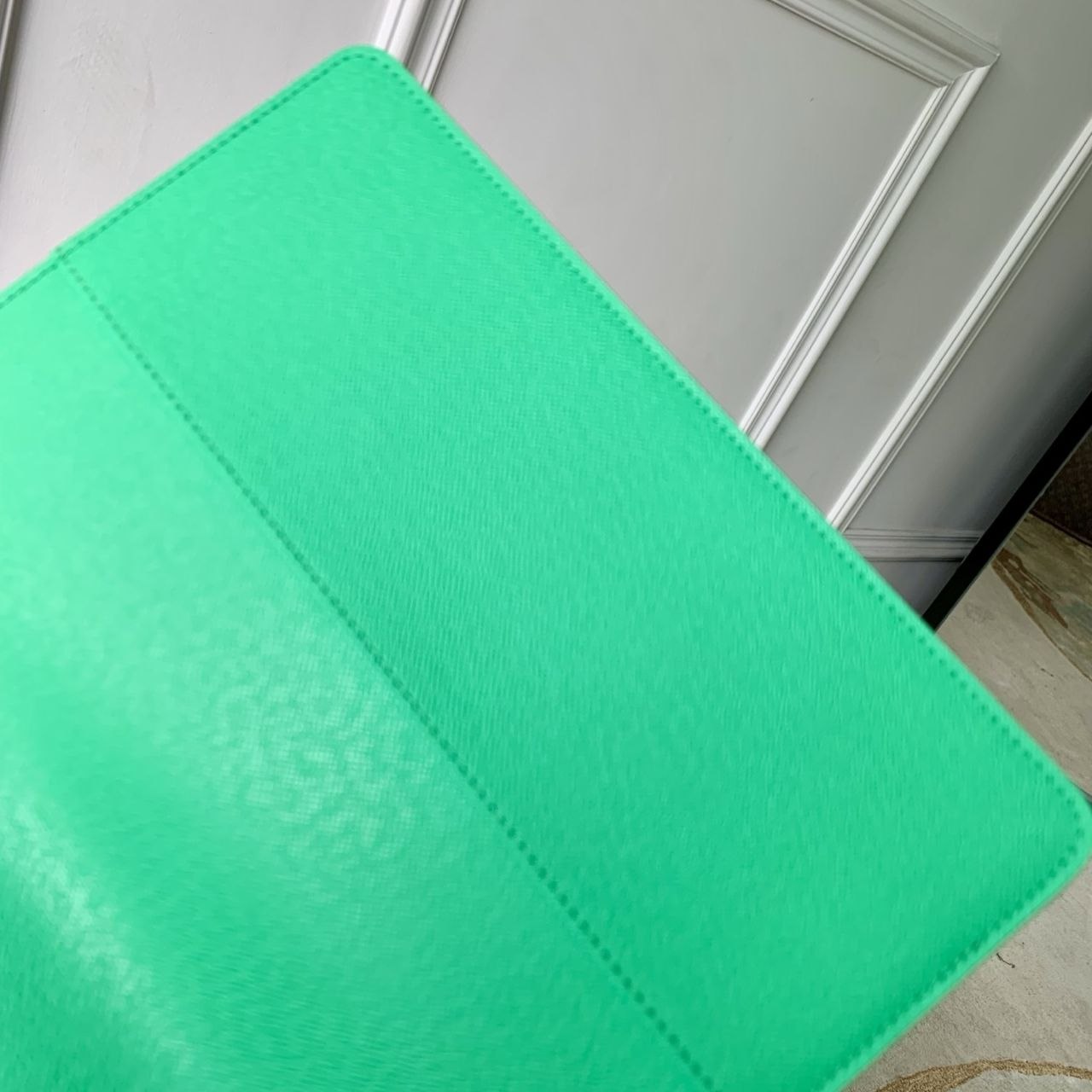 1V x Grace Coddington Football Wallet image 4