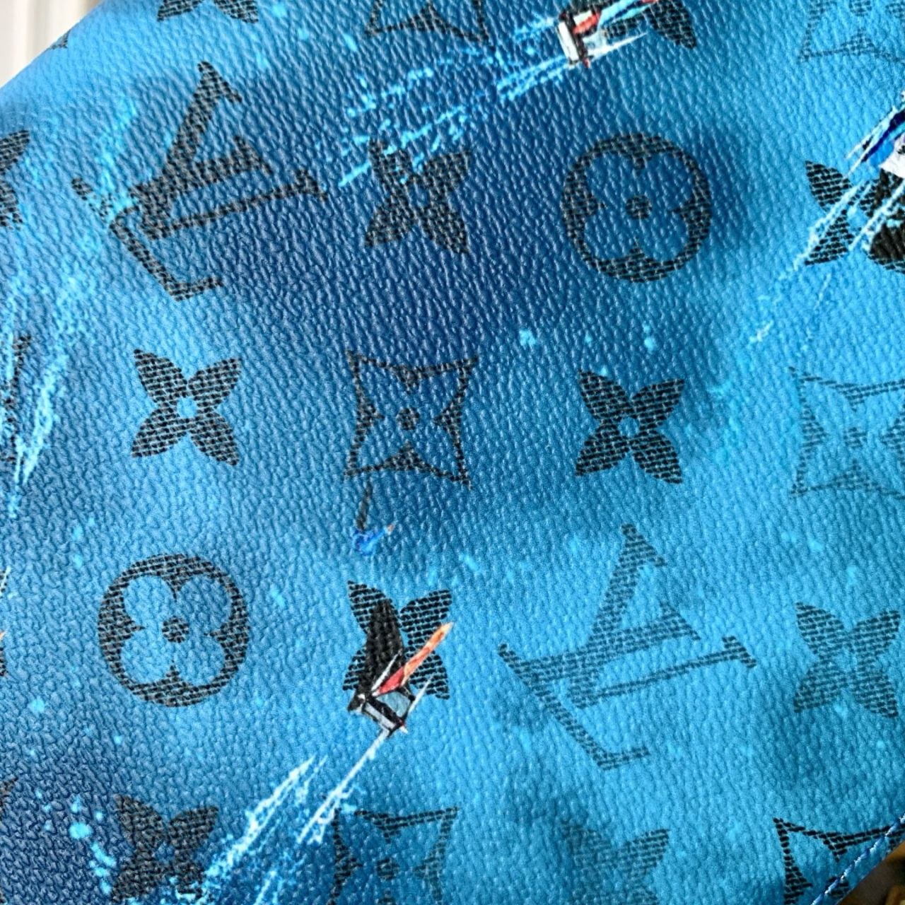 1V x Grace Coddington Ocean Wallet image 2