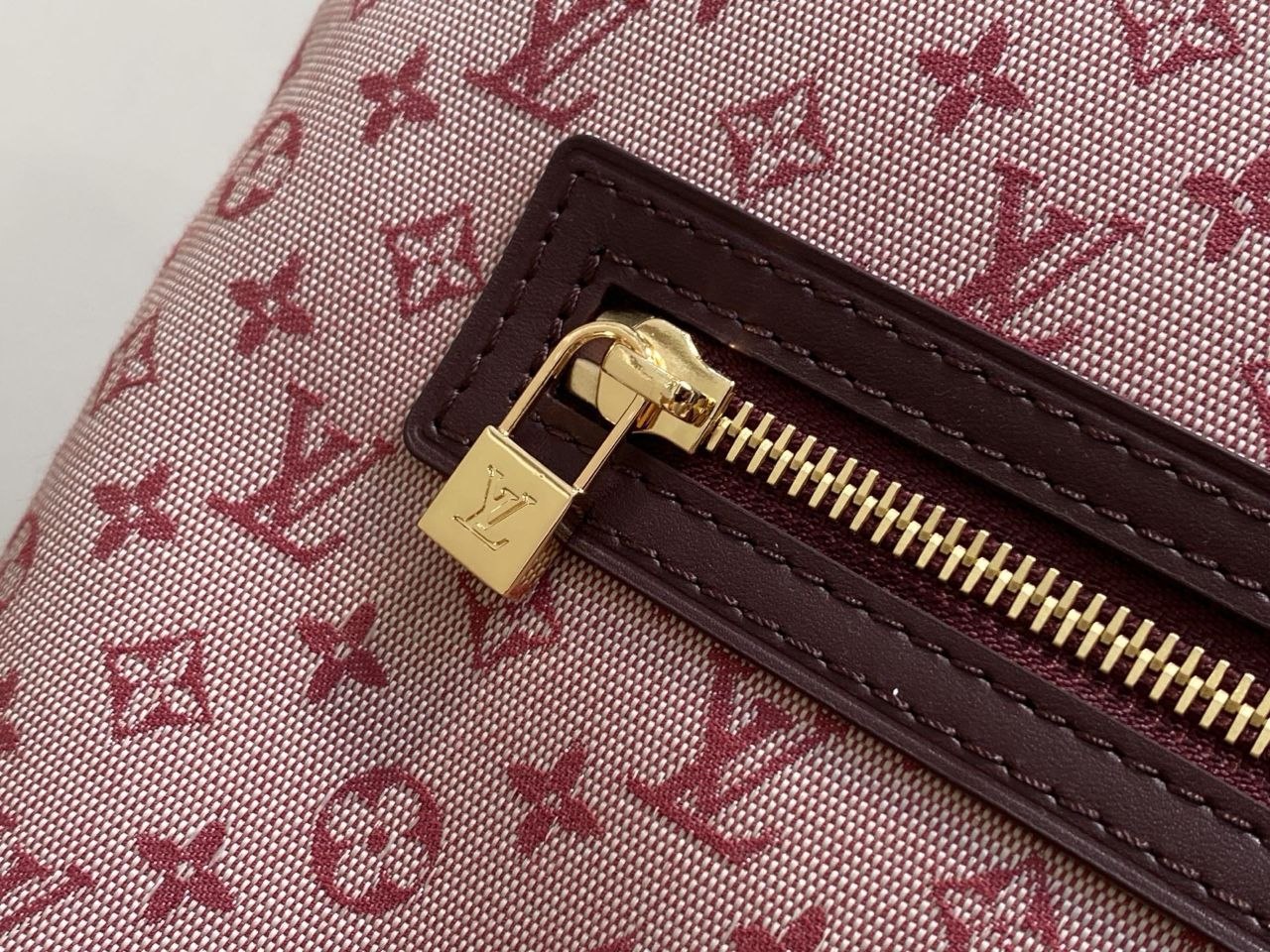 1V Lucille Tote Raspberry Pink image 6
