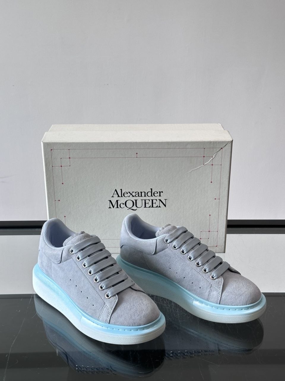 Al3x McQu33n Oversized Suede Light-Blue image 3