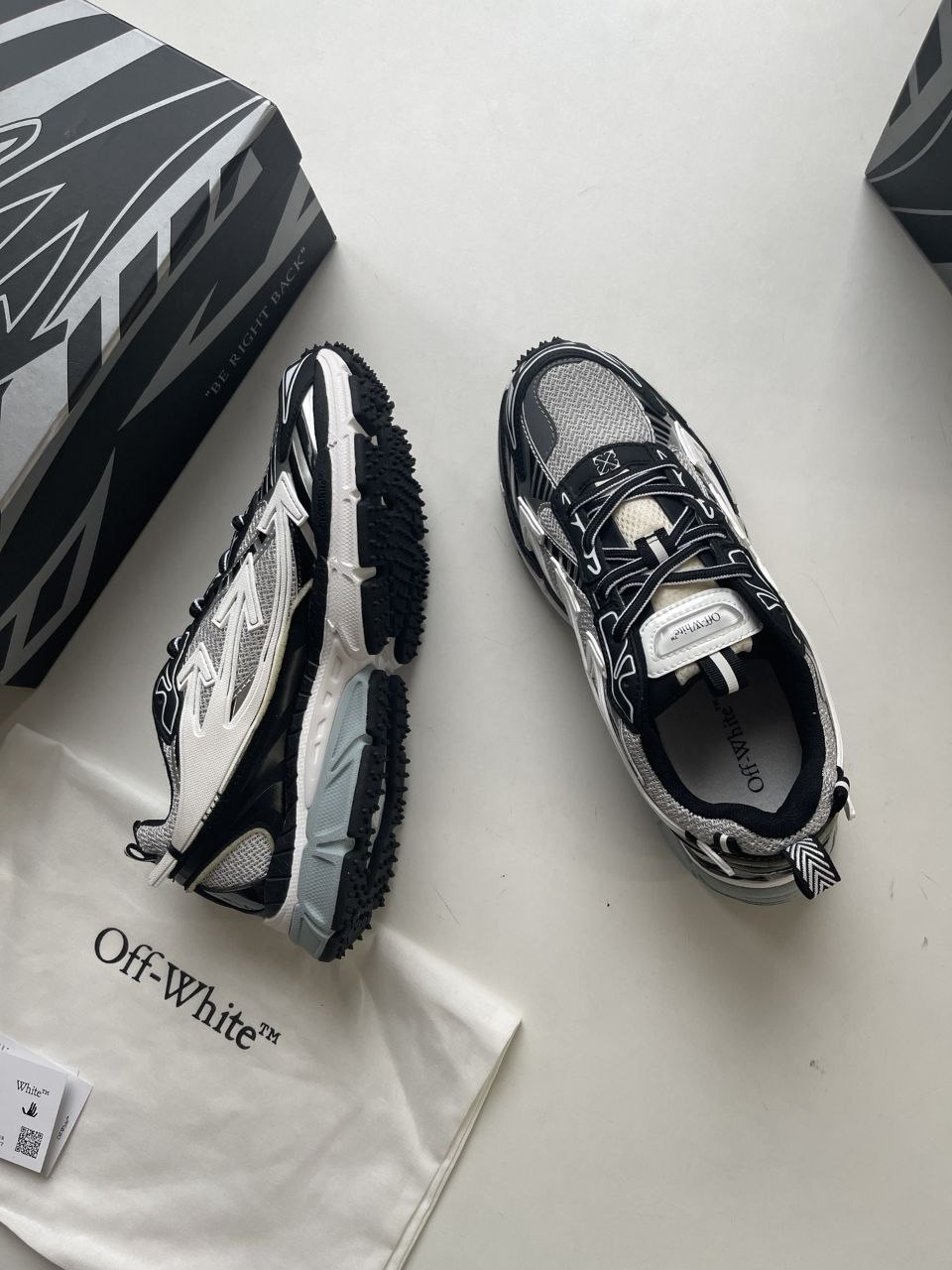 0ff-Wh1te BE RIGHT BACK Black-Grey image 1