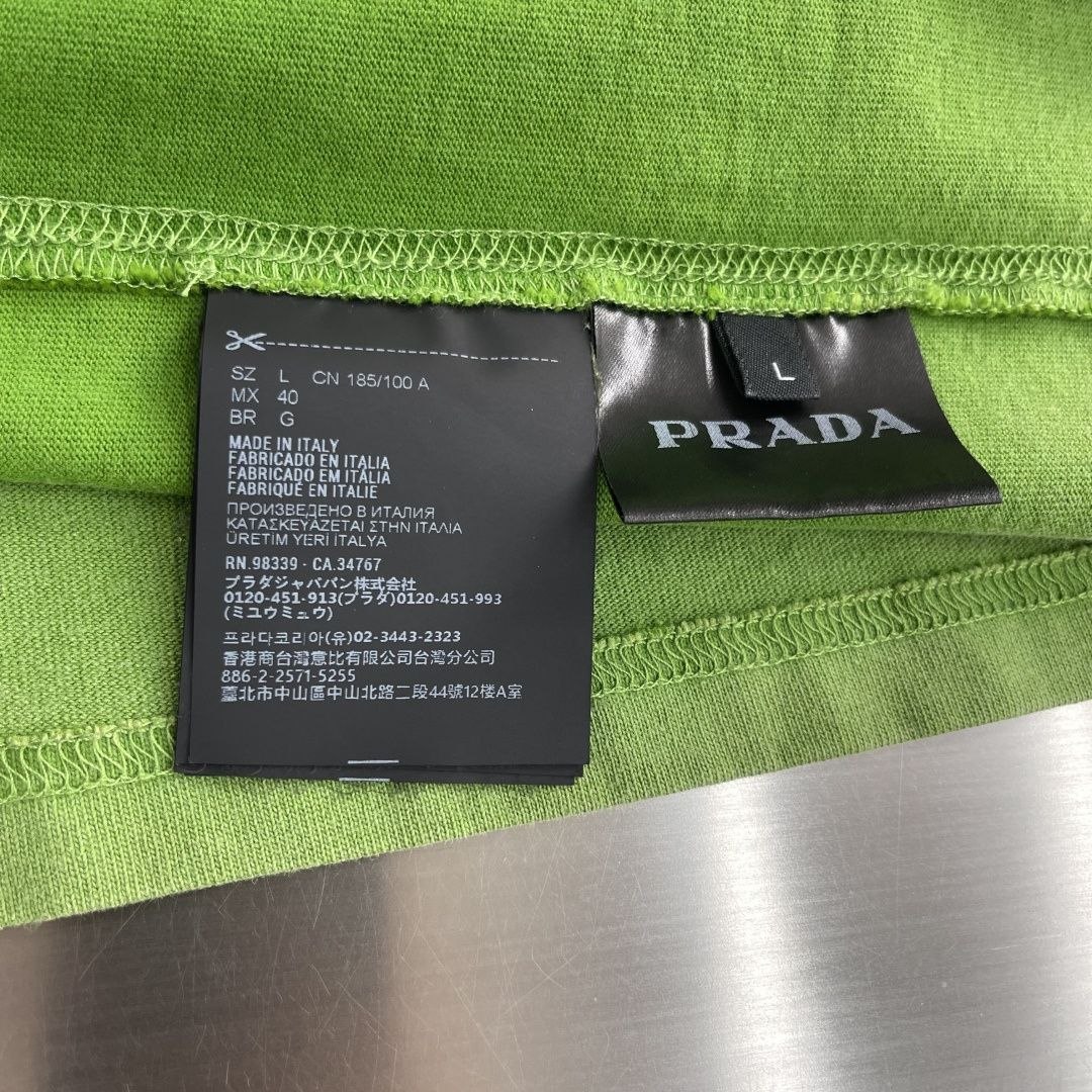 Pr@da Triangle Logo Tee Green image 8