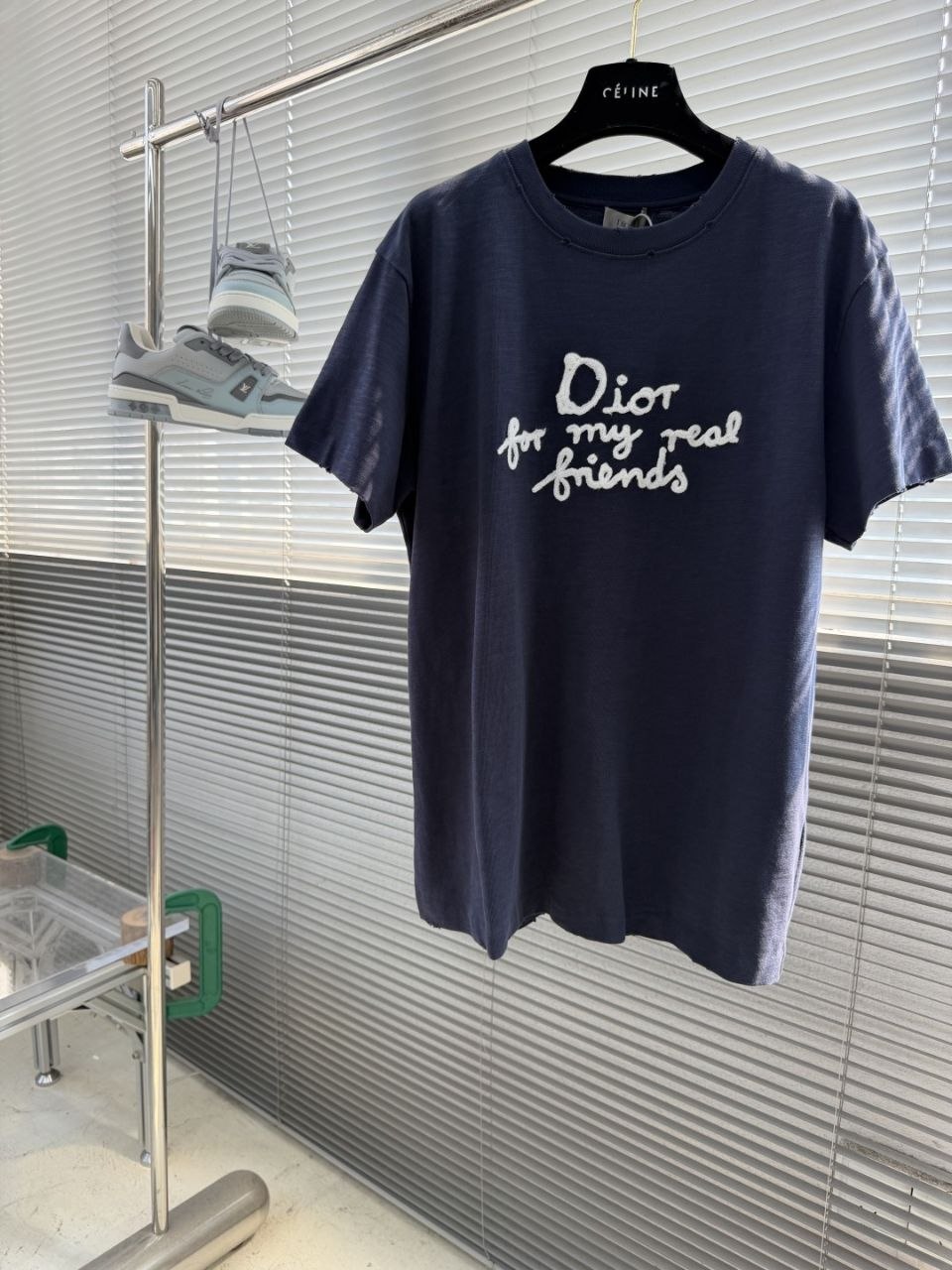 D1or Medaillon Embroidered Tee Navy image 3