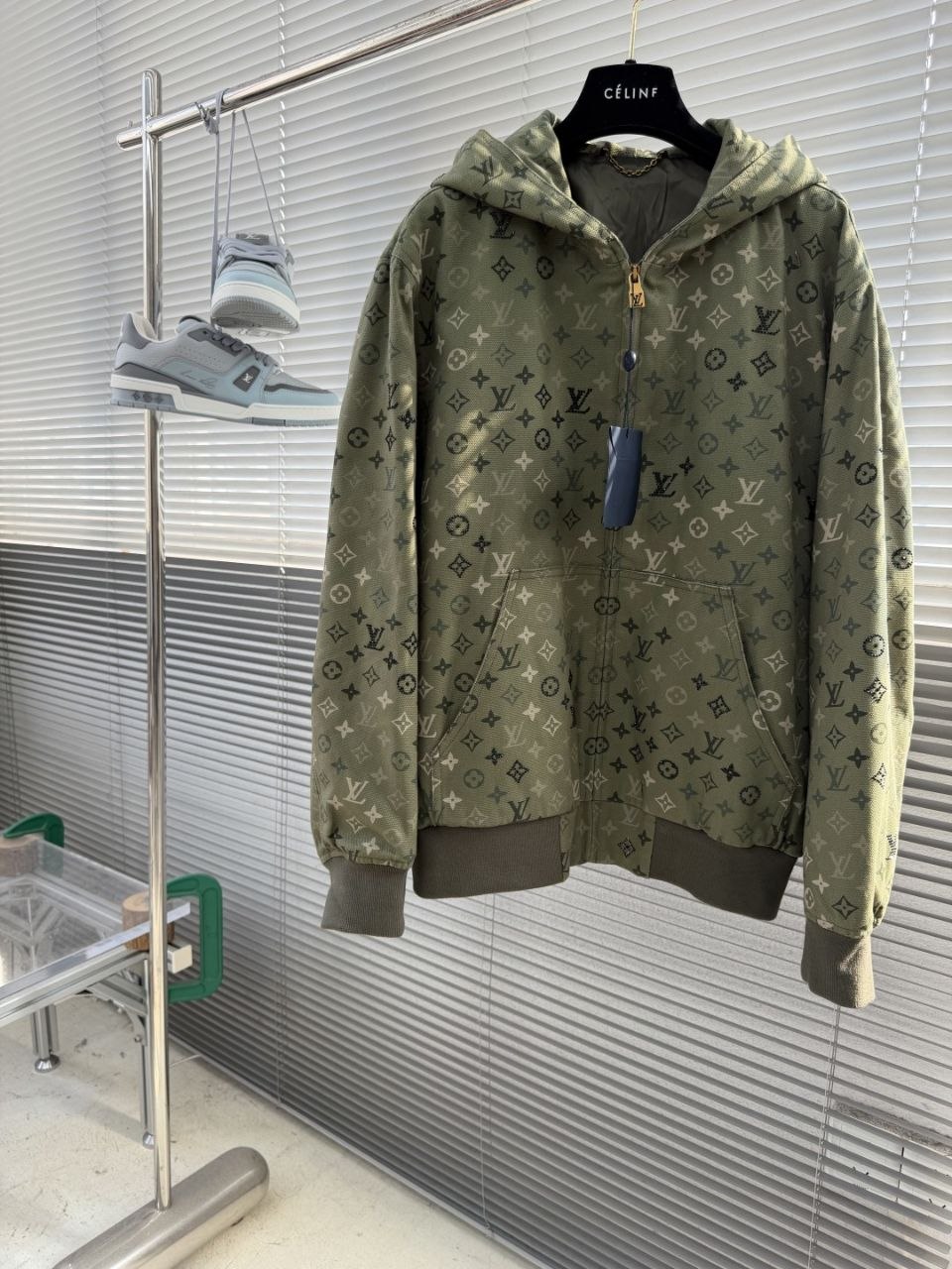 1V Monogram Jacquard Hooded Jacket image 3