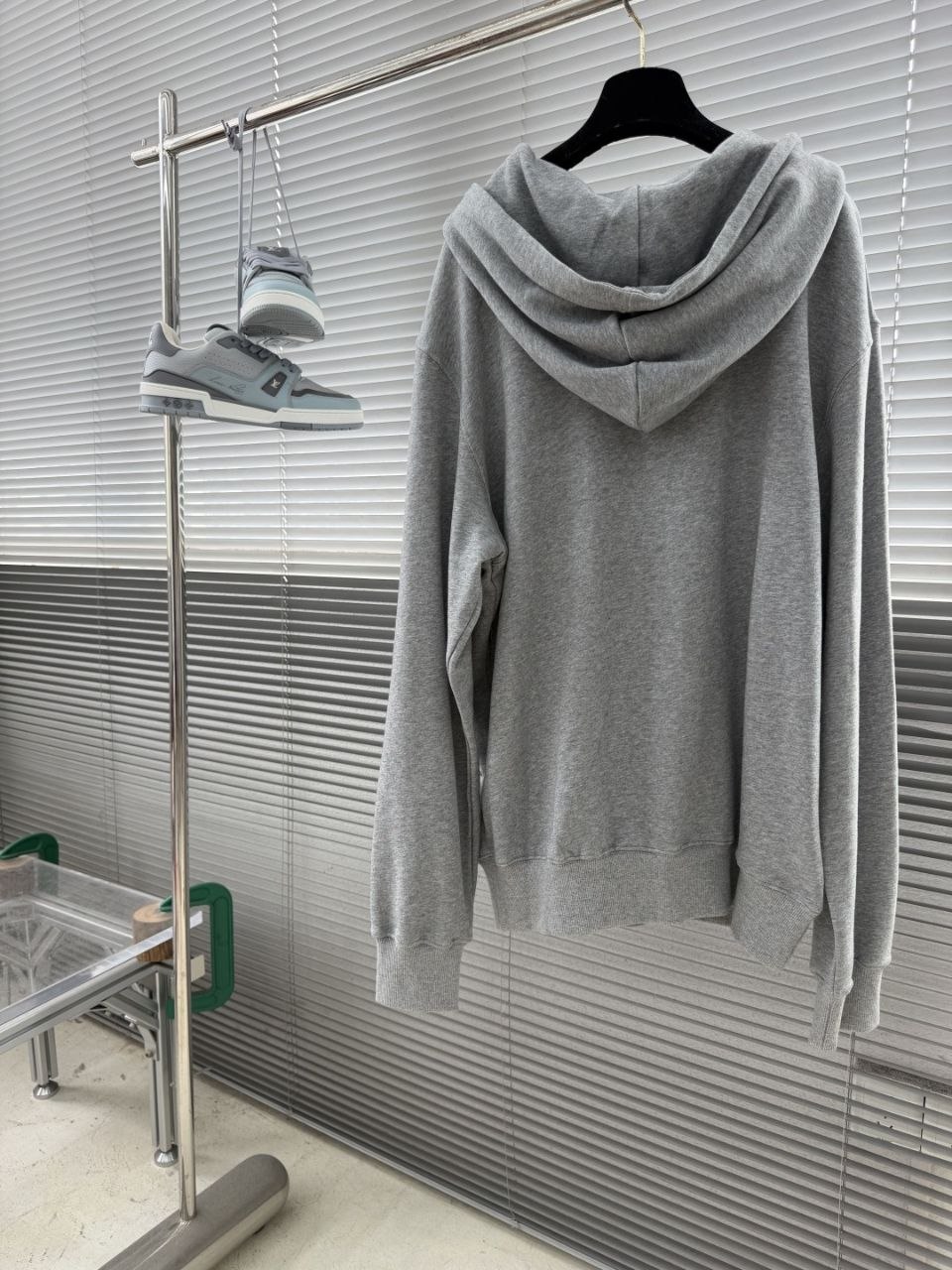 D1or Embroidered Hoodie Grey image 8
