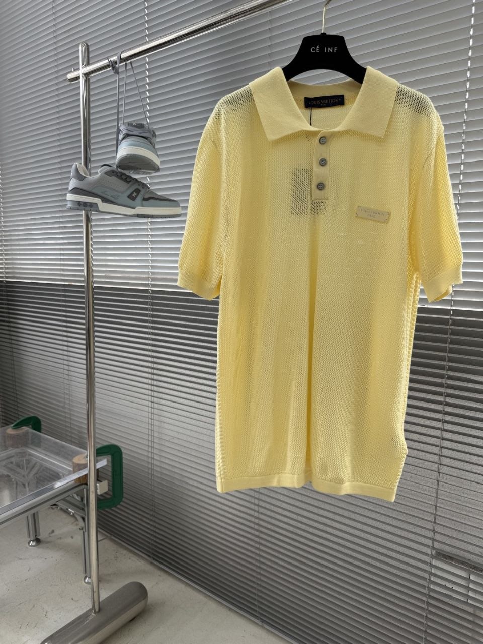 1V Waffle Knit Tee Yellow image 5