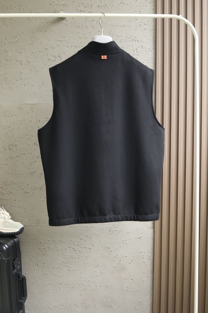 Z3gna Knit Vest Black image 2