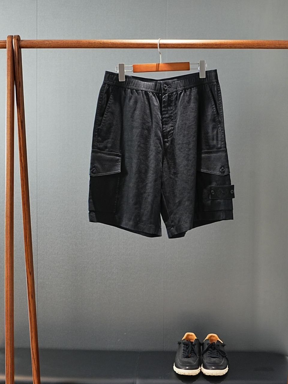 Stone 1sland Linen Cargo Shorts image 4