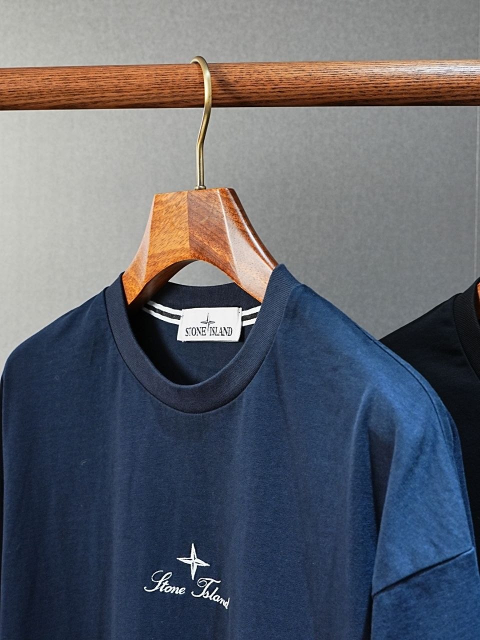 Stone 1sland Star Badge Tee image 3