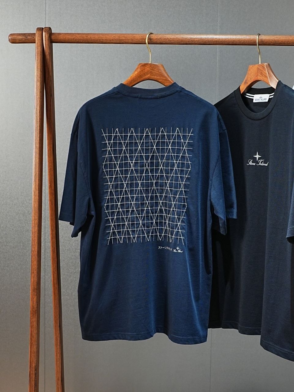 Stone 1sland Star Badge Tee image 5