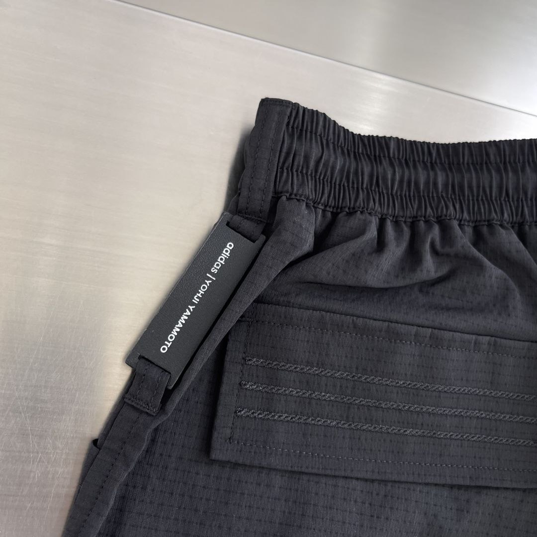 Y-3 Cargo Shorts image 8