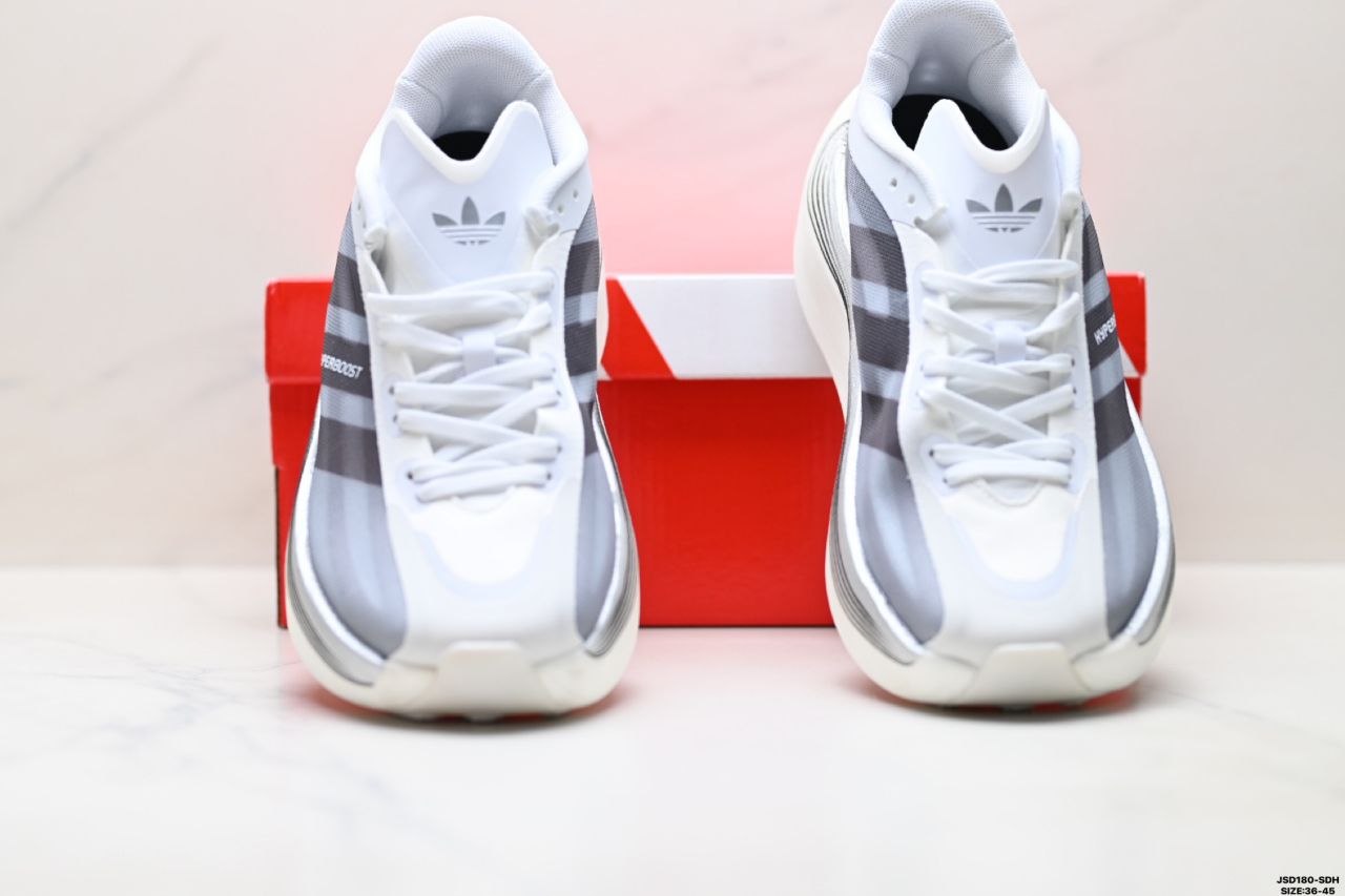 Ad1das Hyperboost EDGE Sneakers