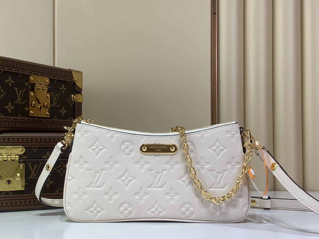 1V Liv Pochette image 7