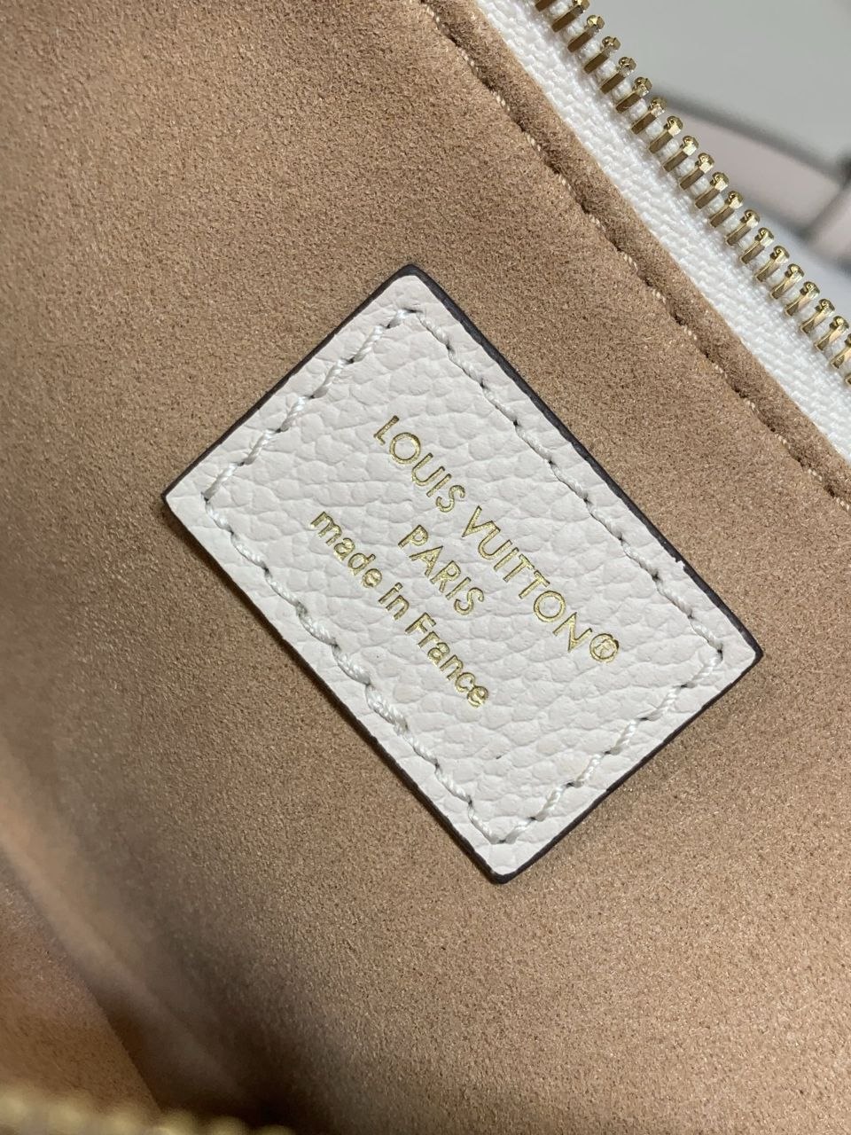 1V Liv Pochette image 8