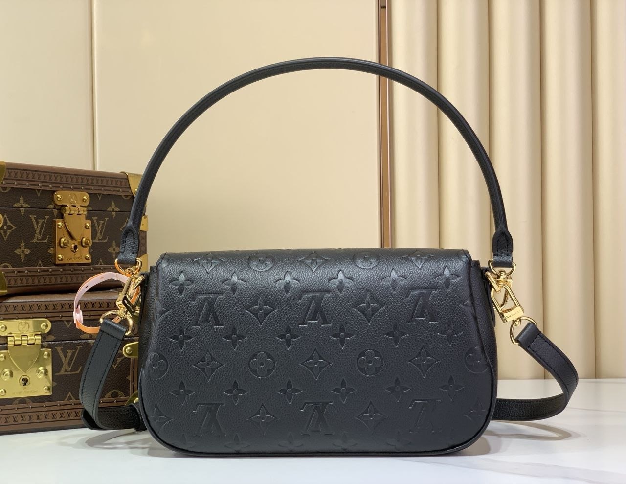 1V Pochette Metis Soft Black image 2