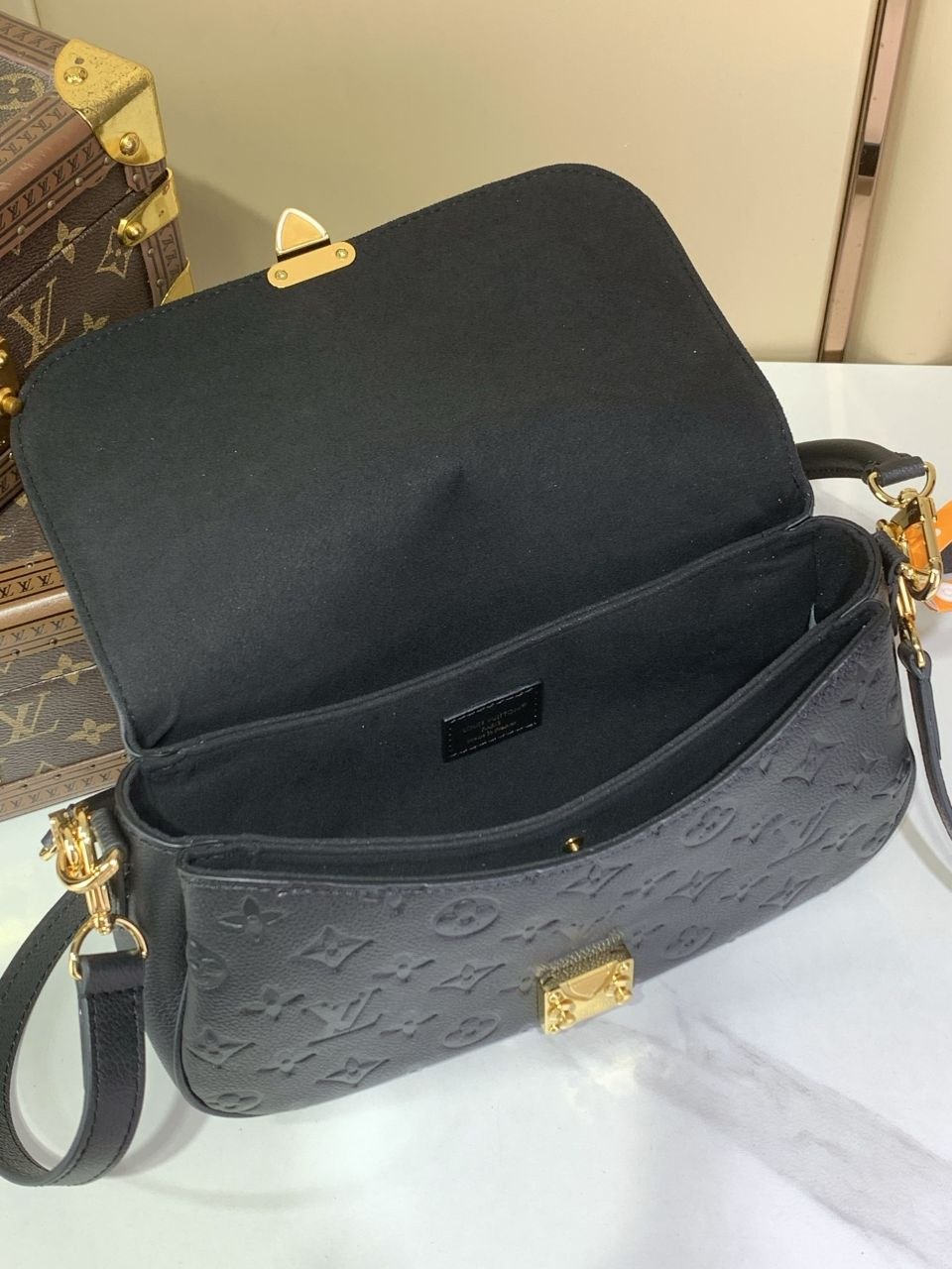 1V Pochette Metis Soft Black image 5