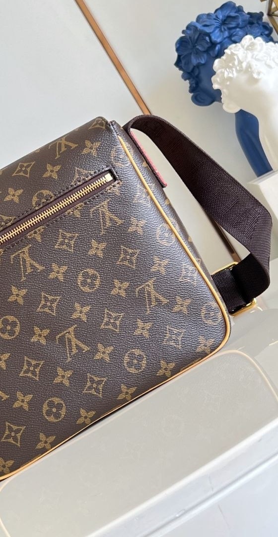 1V Bastille Small Bag image 3