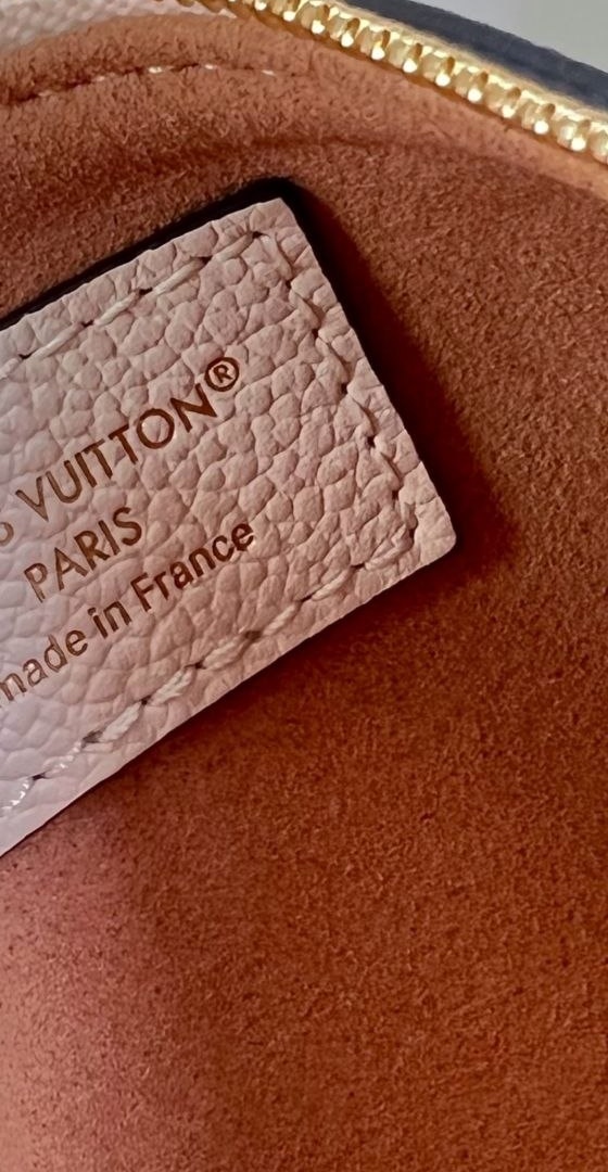 1V Liv Pochette image 5