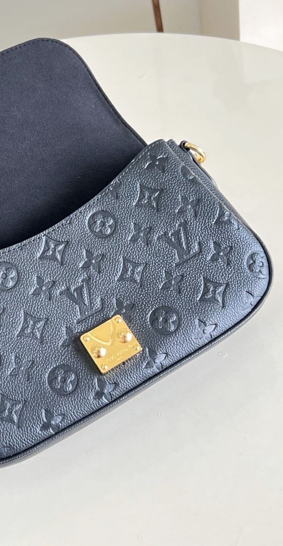1V Pochette Metis Soft image 9