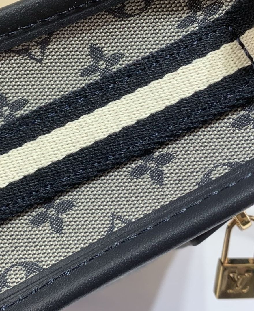 1V Lucille Vintage Denim Tote image 6