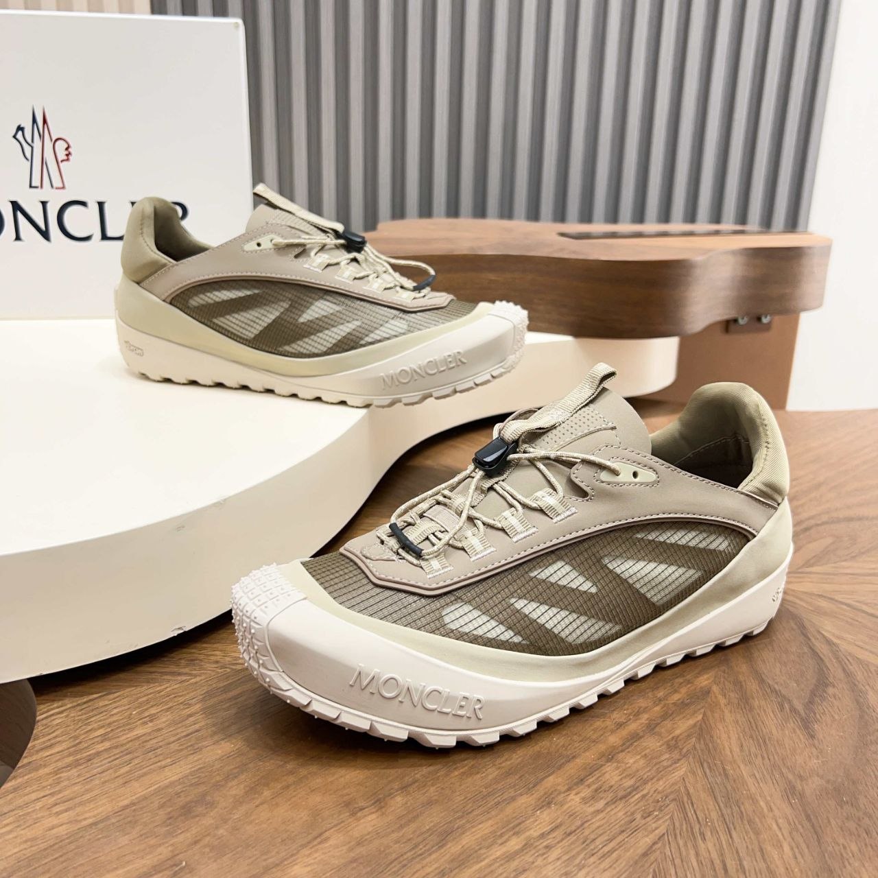 M0ncl3r Trailgrip LP image 2