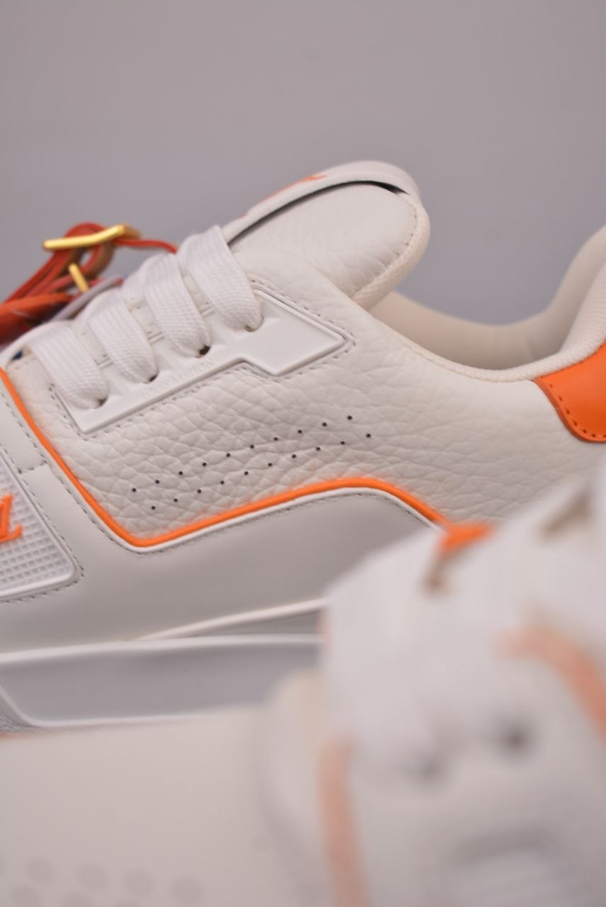 1V Trainer image 8