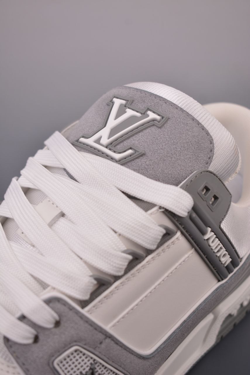 1V Trainer image 5