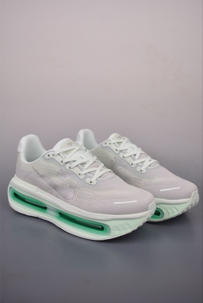N1k3_ Vomero Premium image 3