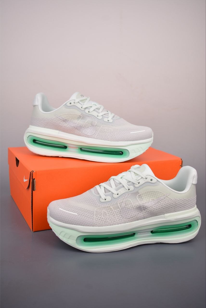 N1k3_ Vomero Premium image 8