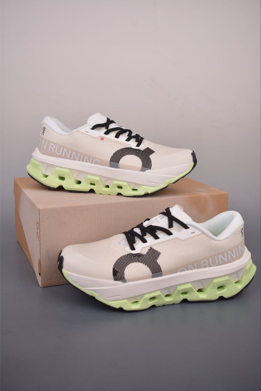 0n Cloudmonster 3 Hyper