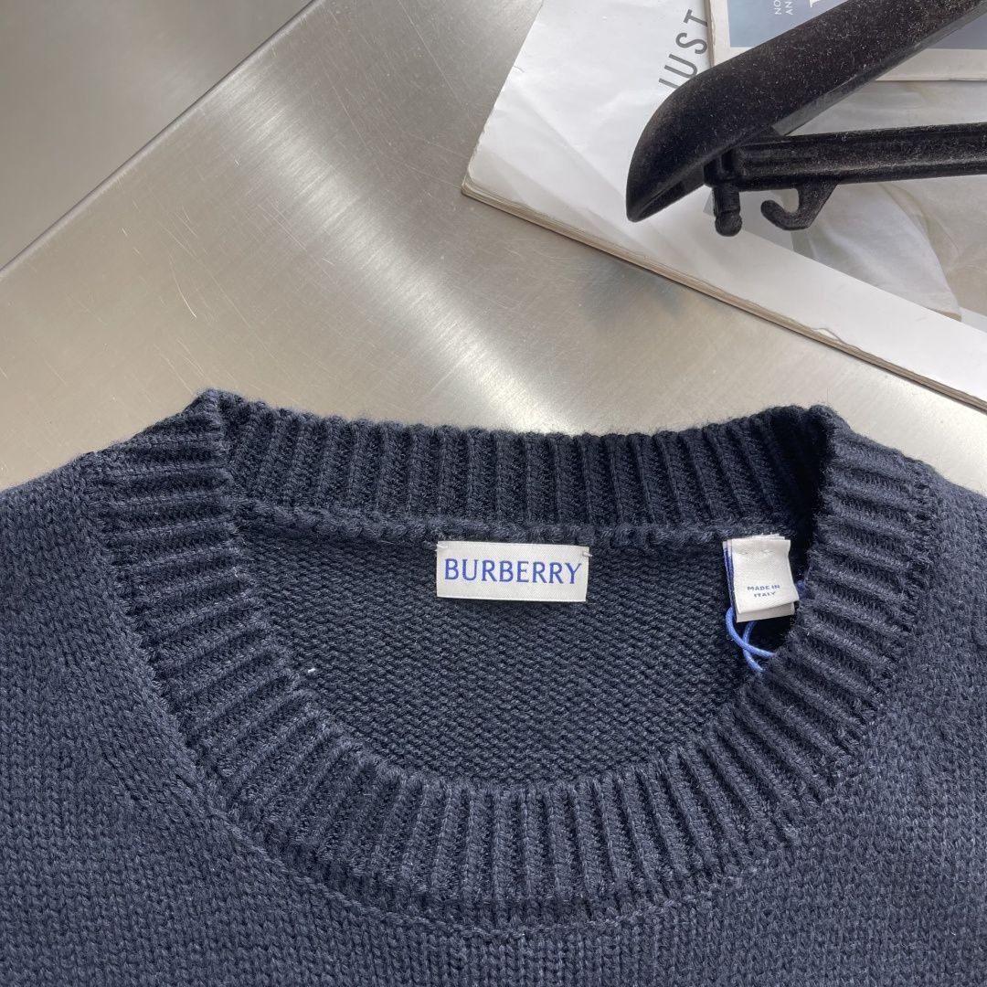 Burb3rry Equestrian Knit image 8