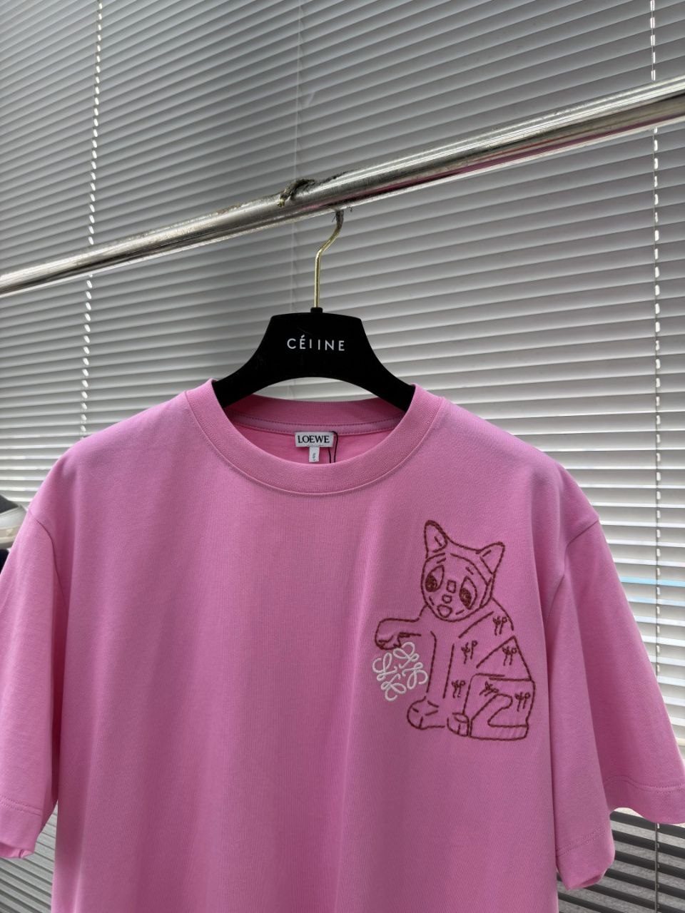 L03we Lucky Cat Anagram Tee