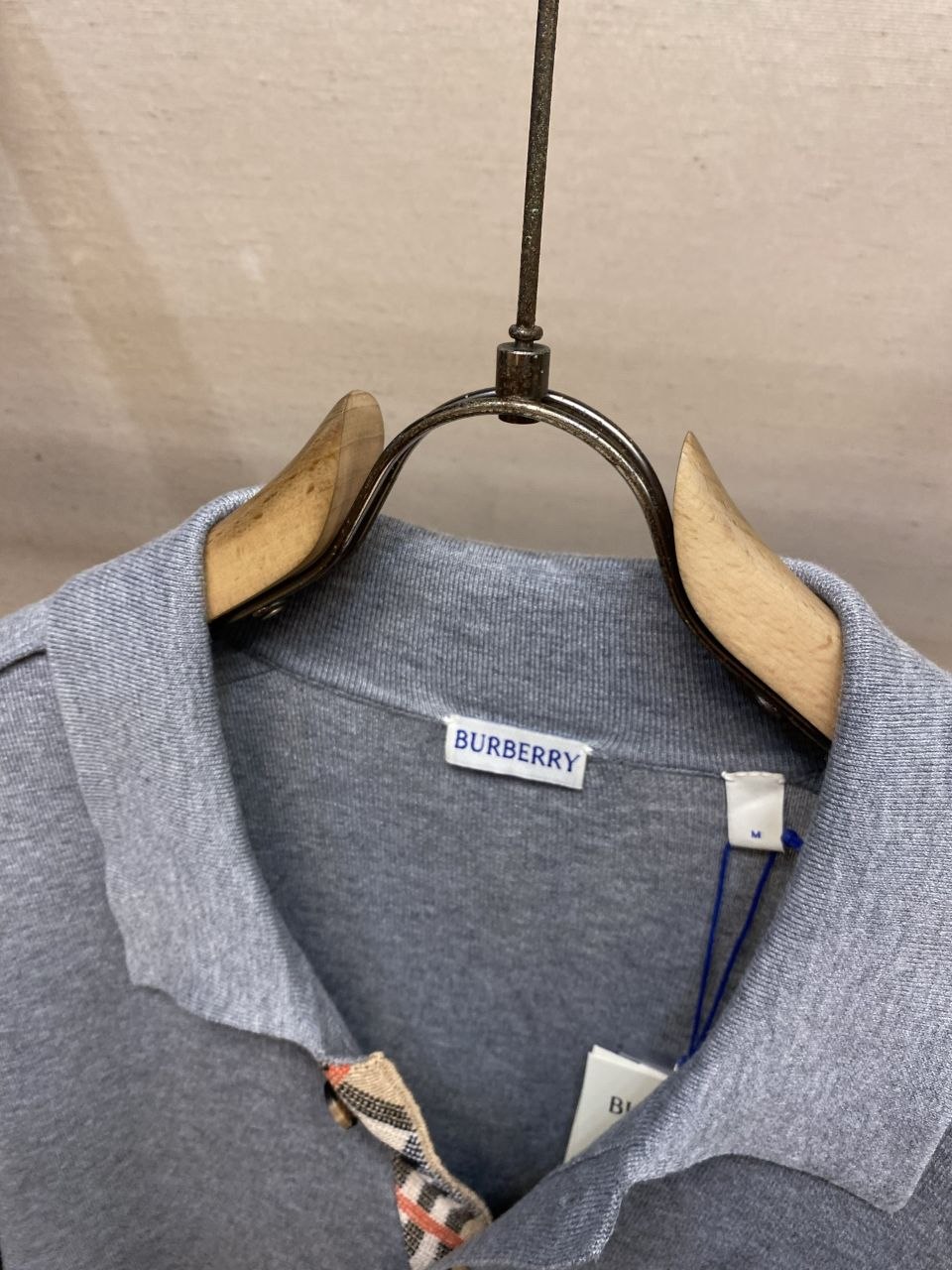 Burb3rry Check-Trim Wool-Cashmere Cardigan image 2