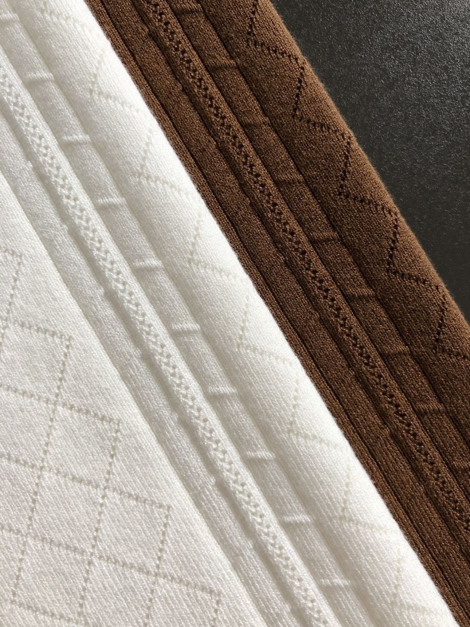 D1or Polo T-Shirt — Beige-Coffee-Wine image 3