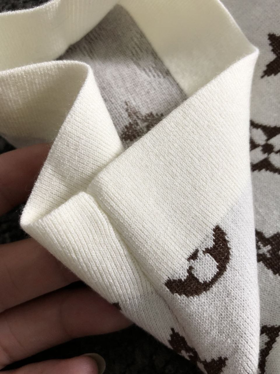 1V Wool Sweater-Tee — Grey image 6