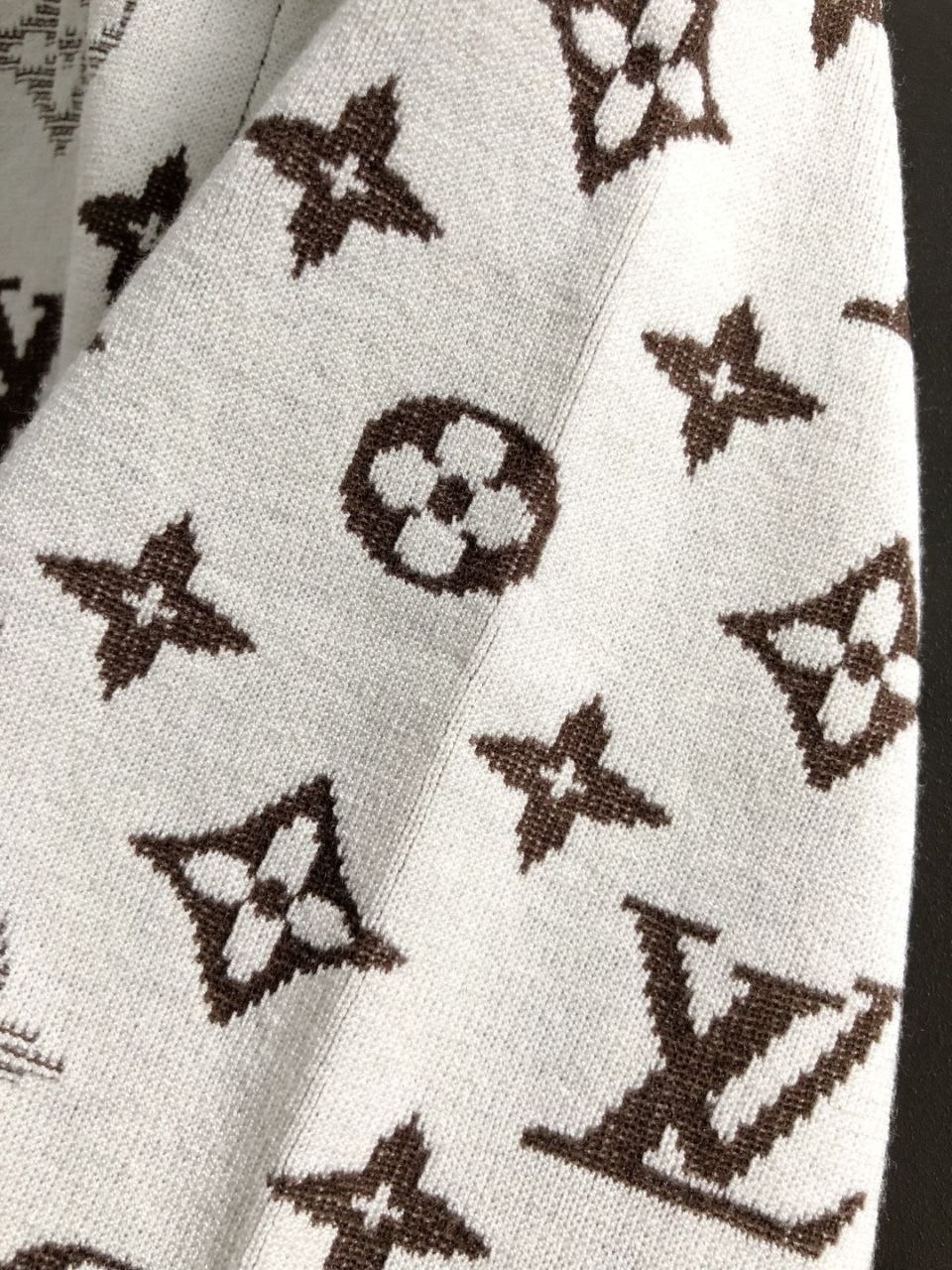 1V Wool Sweater-Tee — Grey image 8