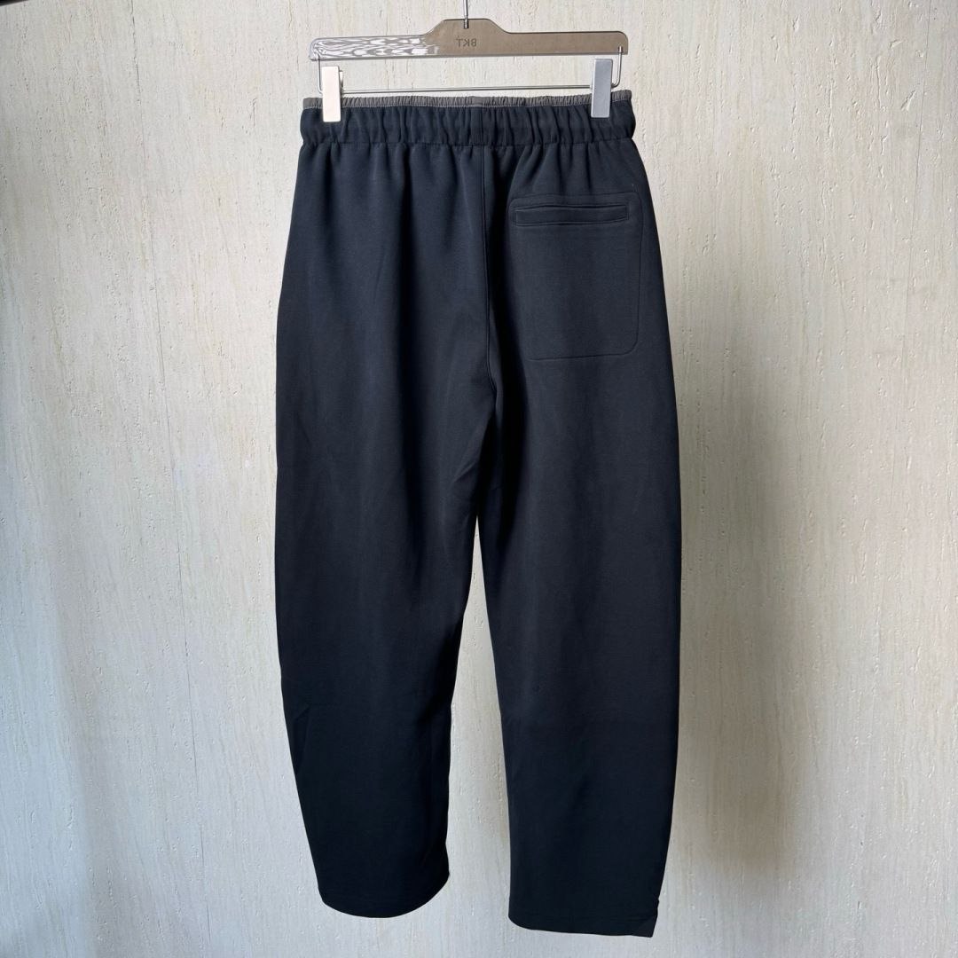 Am1r1 Casual Trousers image 3