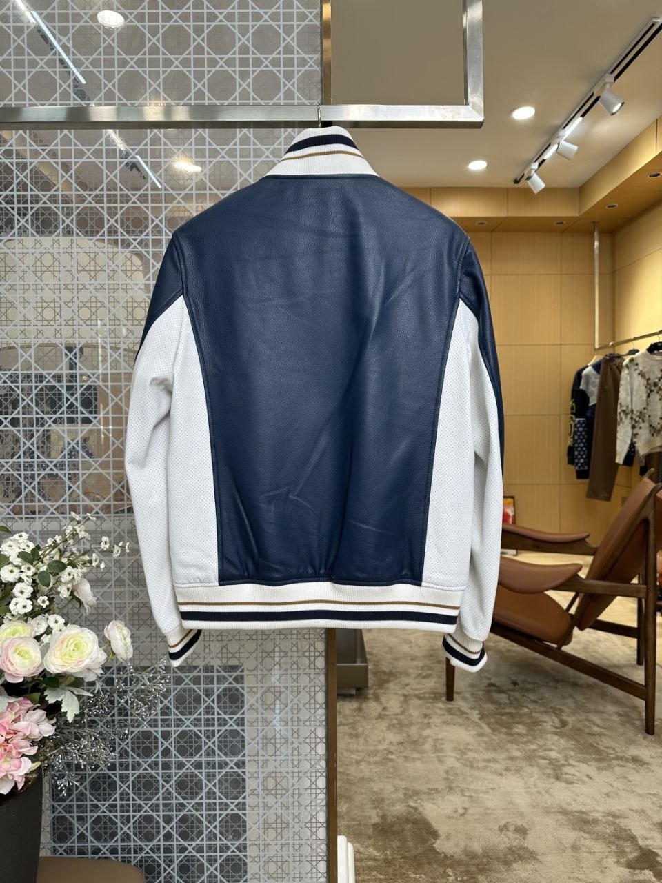 1V Colour-Block Stripe Leather Jacket image 2