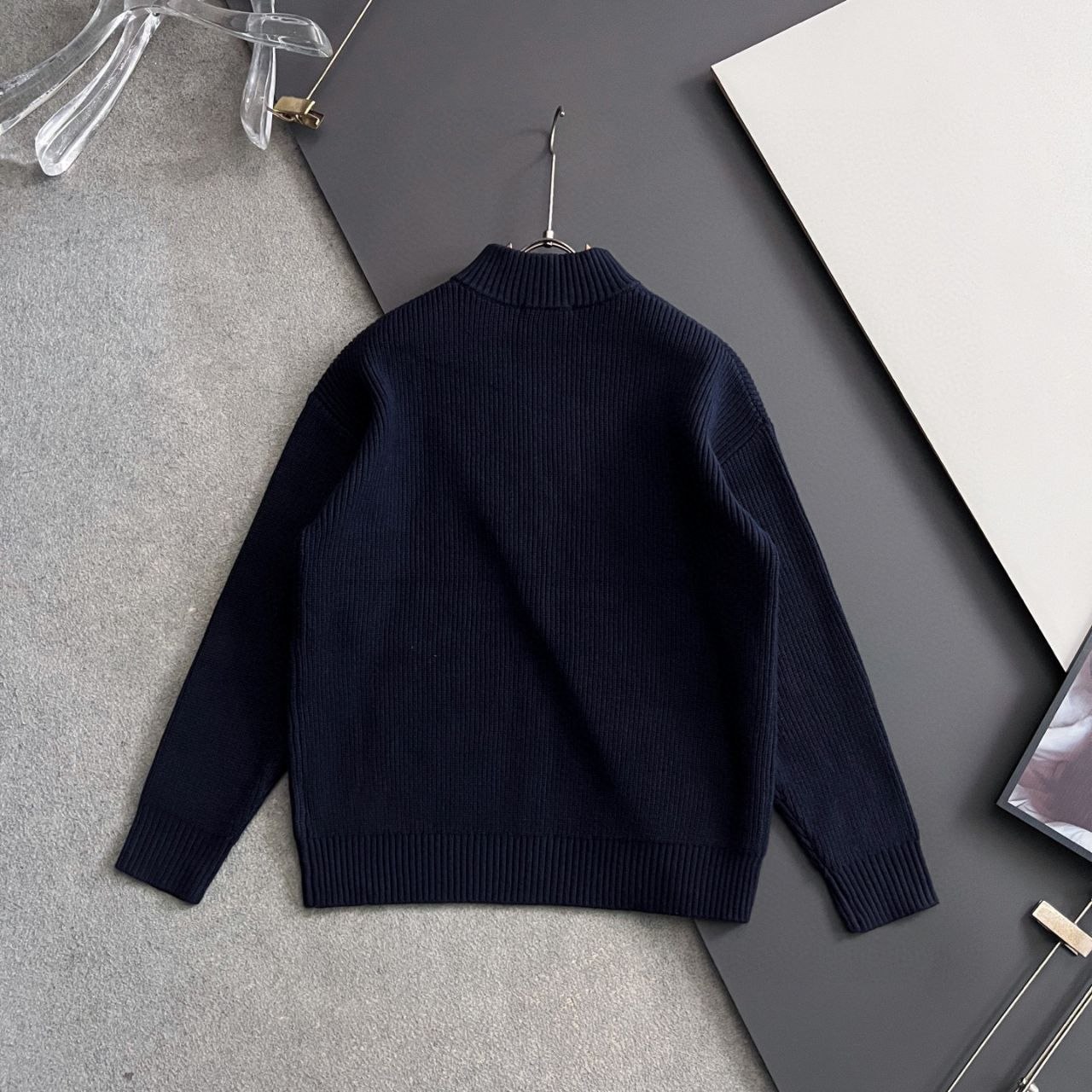 1V 26FW High-Gram Knit Wool Cardigan image 8