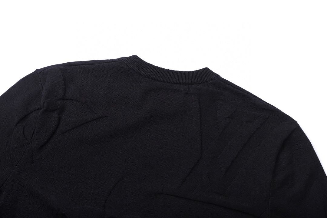 1V Relief Jacquard Knit Sweater image 4