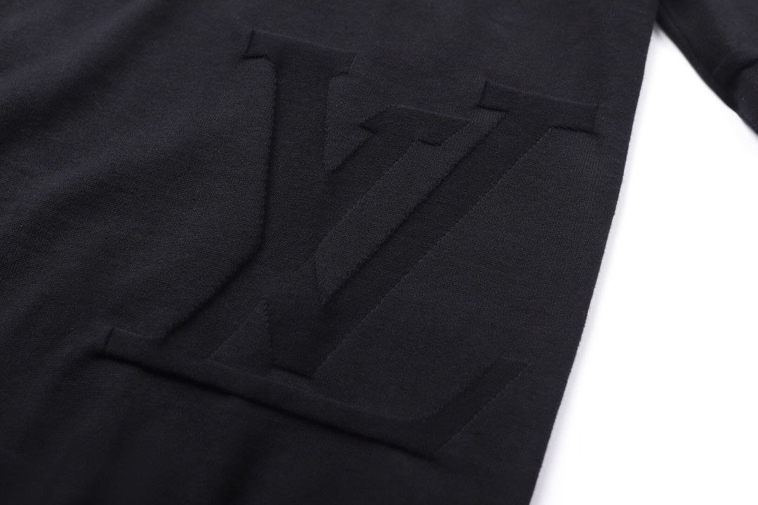1V Relief Jacquard Knit Sweater image 5