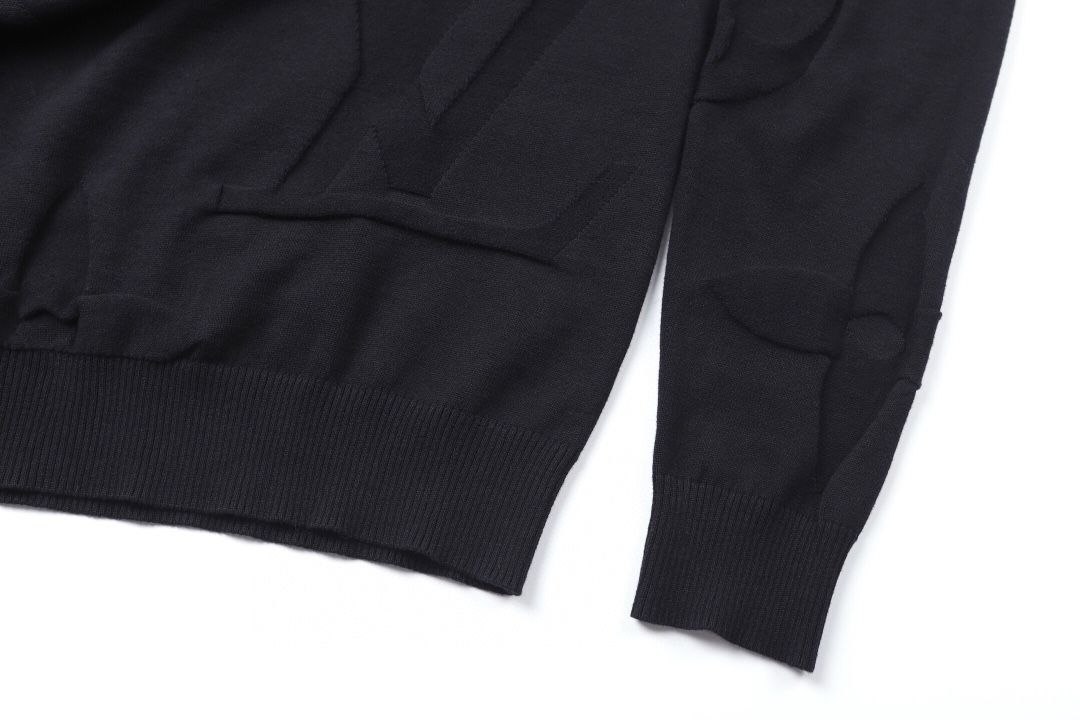 1V Relief Jacquard Knit Sweater image 7