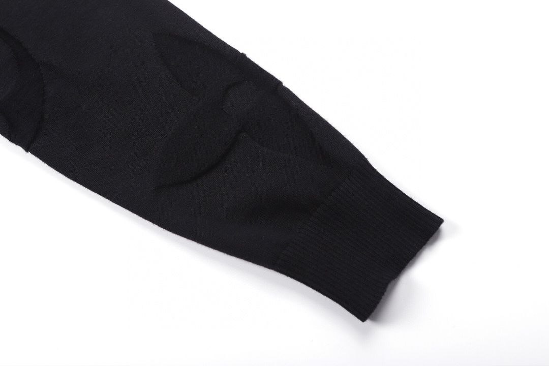 1V Relief Jacquard Knit Sweater image 8