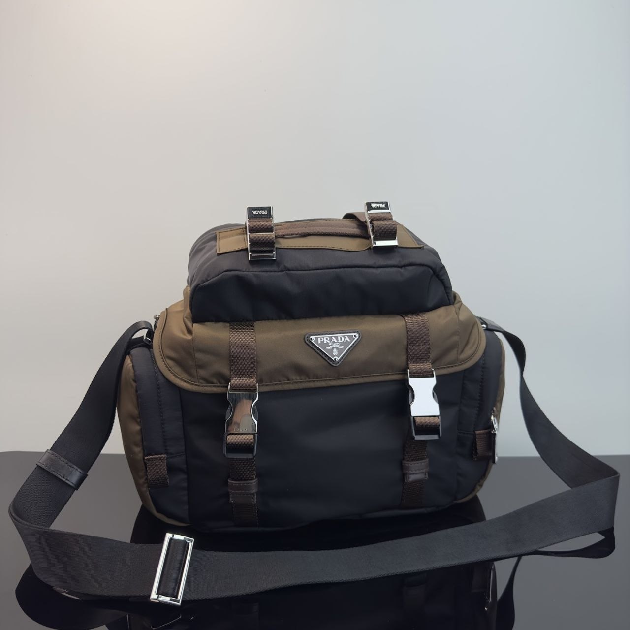 Pr@da Nylon Messenger — Olive & Black