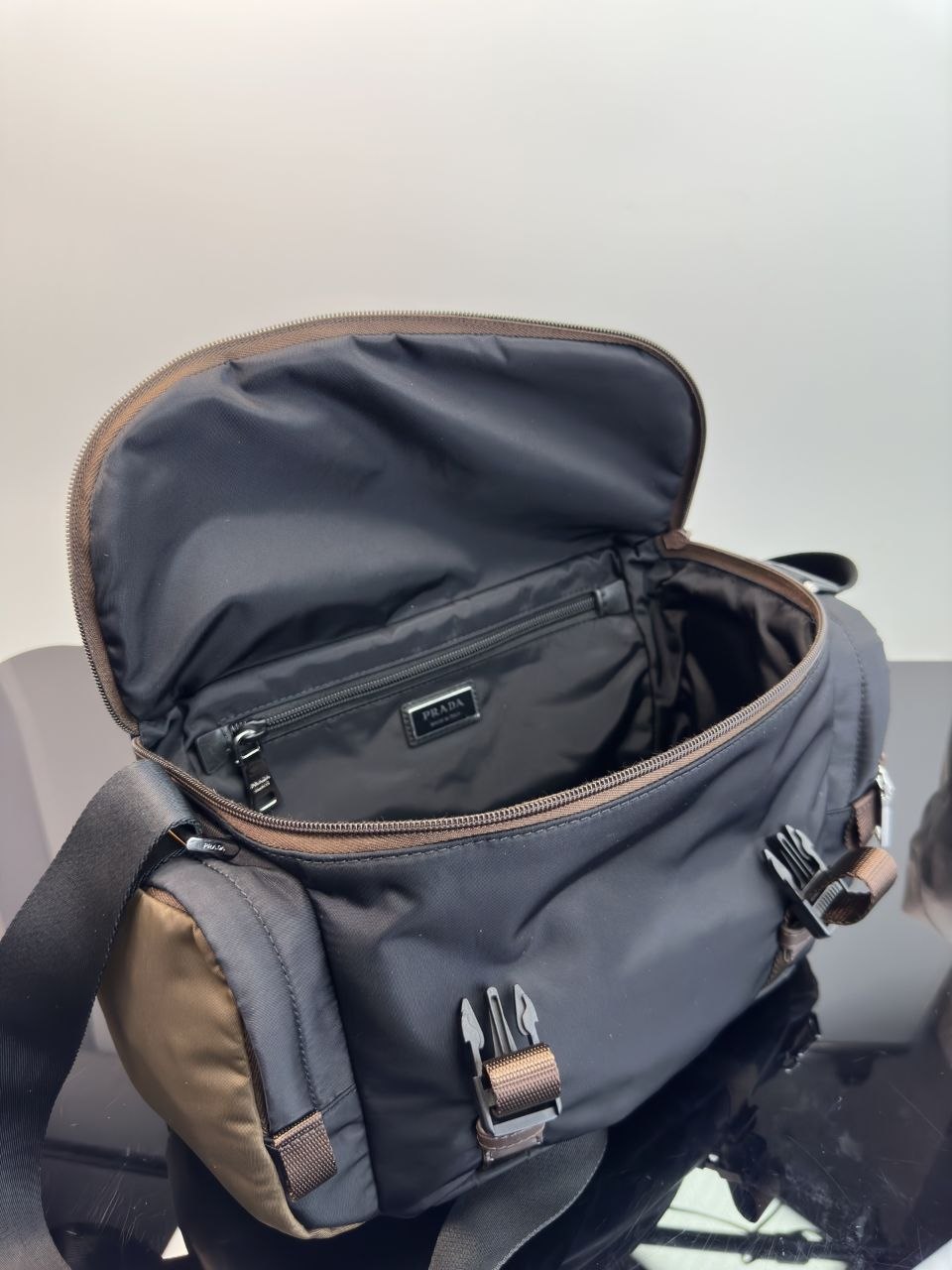 Pr@da Nylon Messenger — Olive & Black image 2