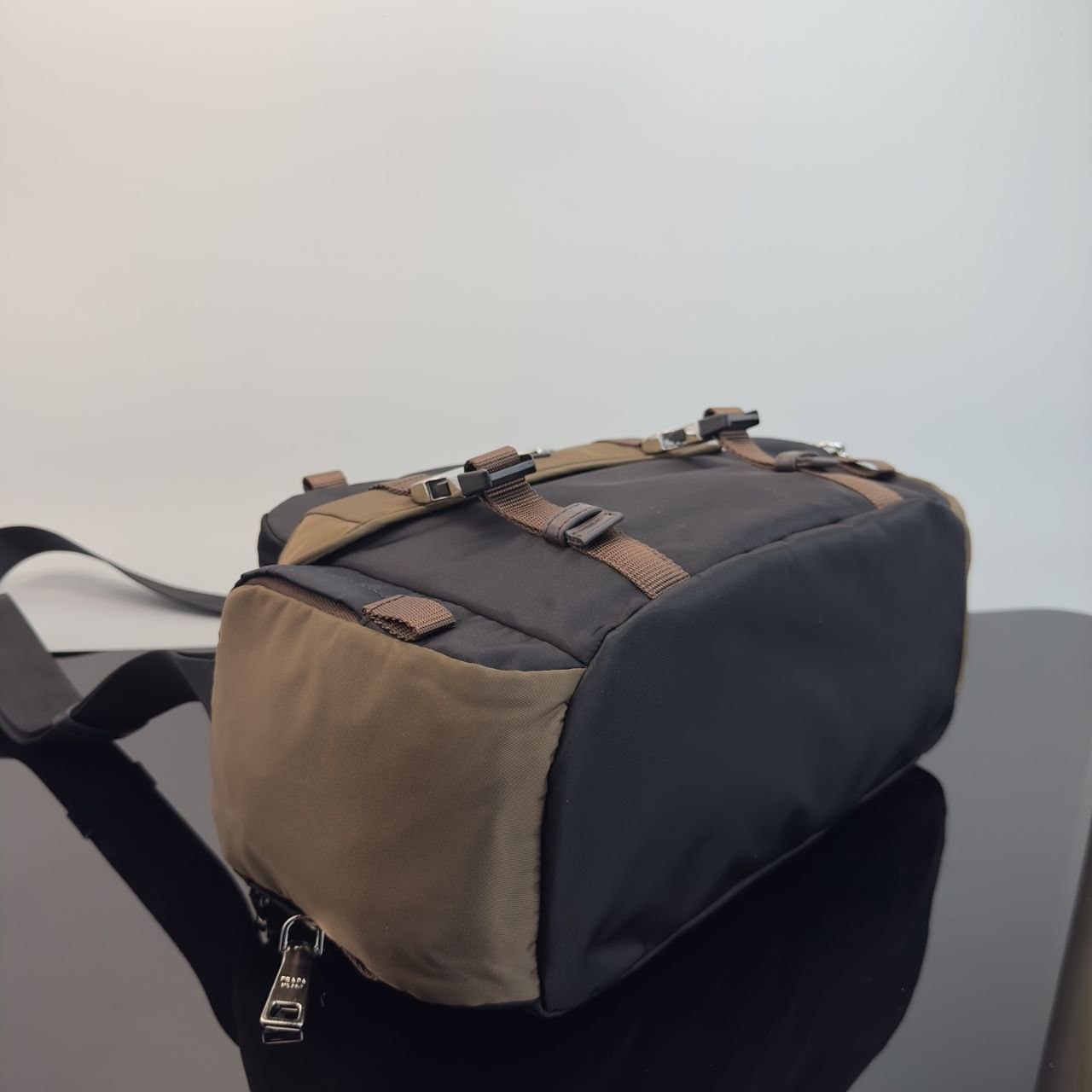 Pr@da Nylon Messenger — Olive & Black image 3