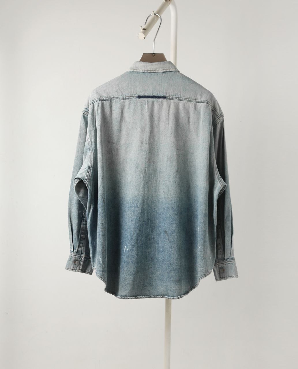 Acne Studios 26FW Gradient Drip-Dye Denim Shirt image 7