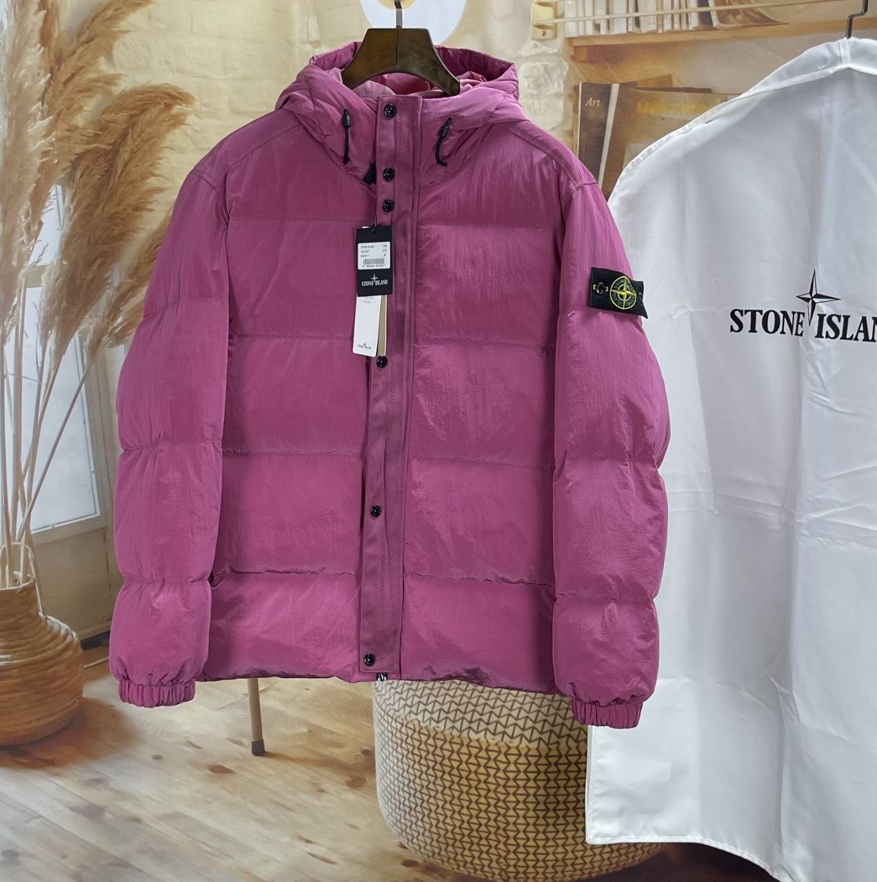 Stone 1sland Metallic-Weave Down Jacket — Rose Pink image 3