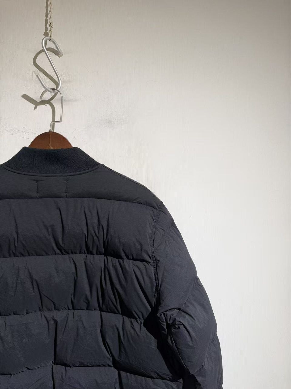 Stone 1sland Baseball-Collar Lightweight Down Jacket image 5