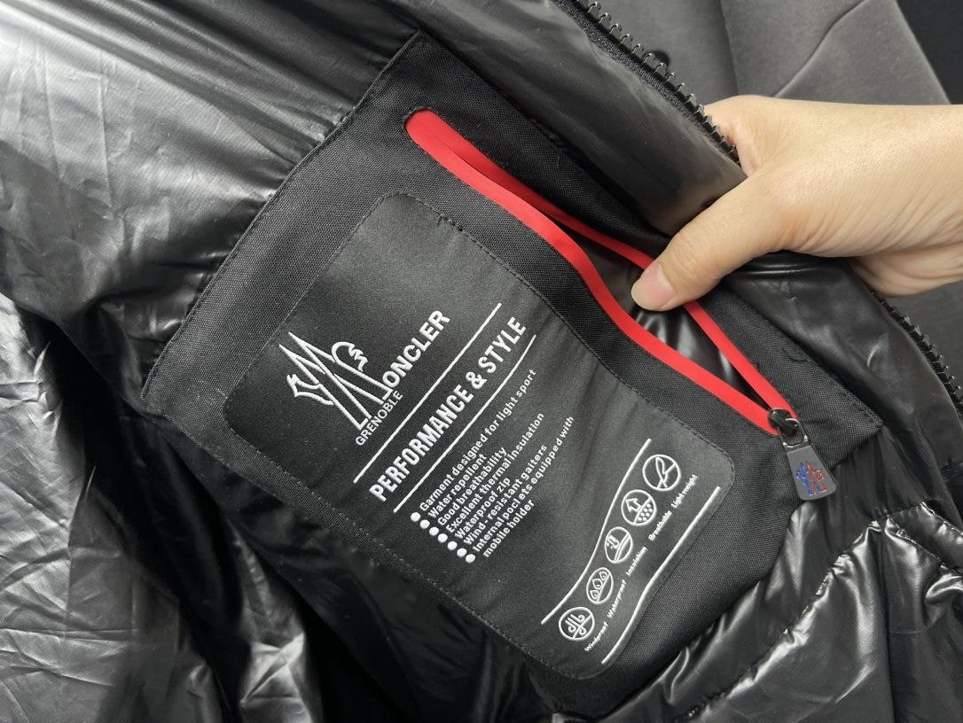 M0ncl3r Grenoble Fellberg Down Jacket image 2
